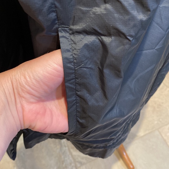 🆕 Adidas Women's AEROREADY Logo Running Windbreaker Jacket - Picture 9 of 14